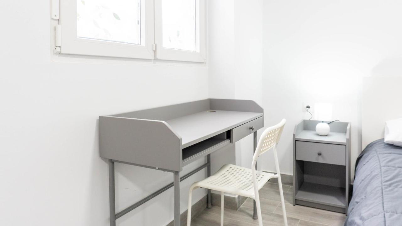 Apartment Apartamento La Paloma A Apartamento En Malaga Málaga